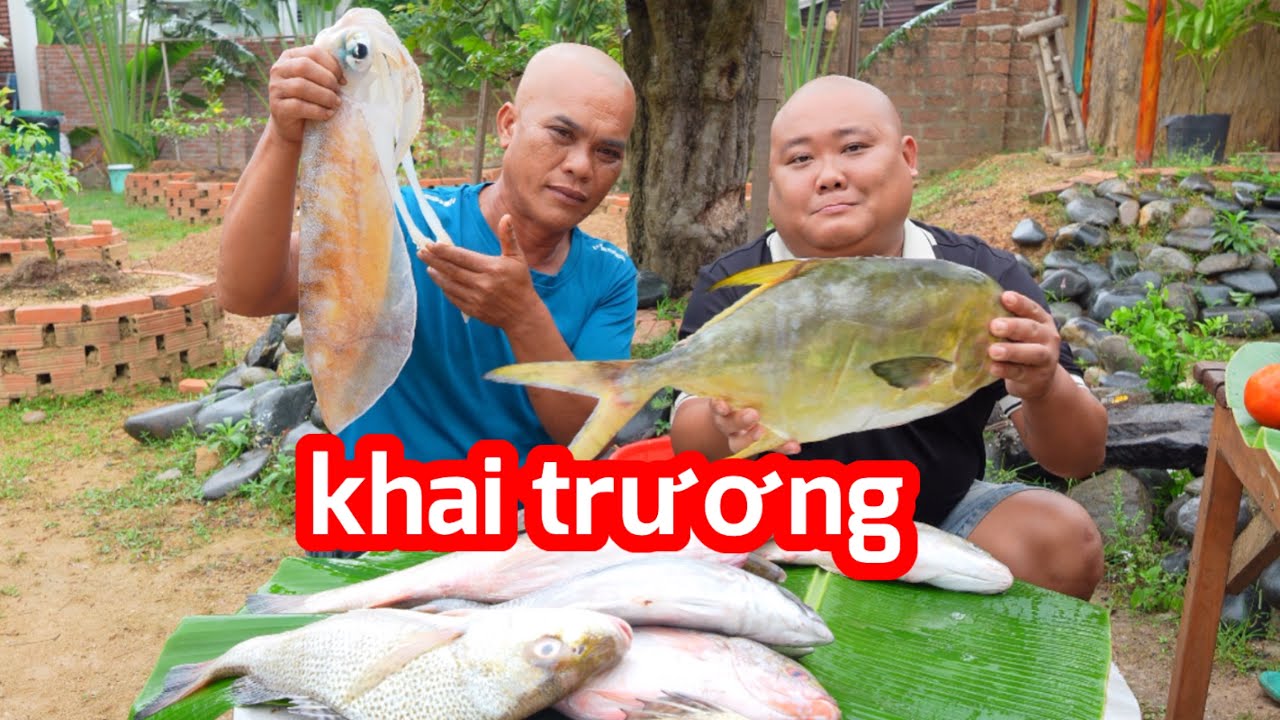 Khai Trương Đầu Năm Làm Món Gỏi Mực Lá Tươi Sống Siêu Ngon | SON DUOC VLOG