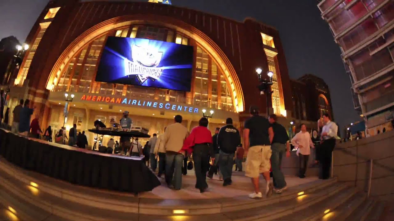 Dallas Mavericks Arena Open 2009-2010 - YouTube