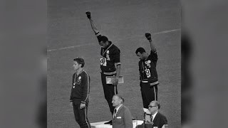 Iconic Olympic protesters honored at White House