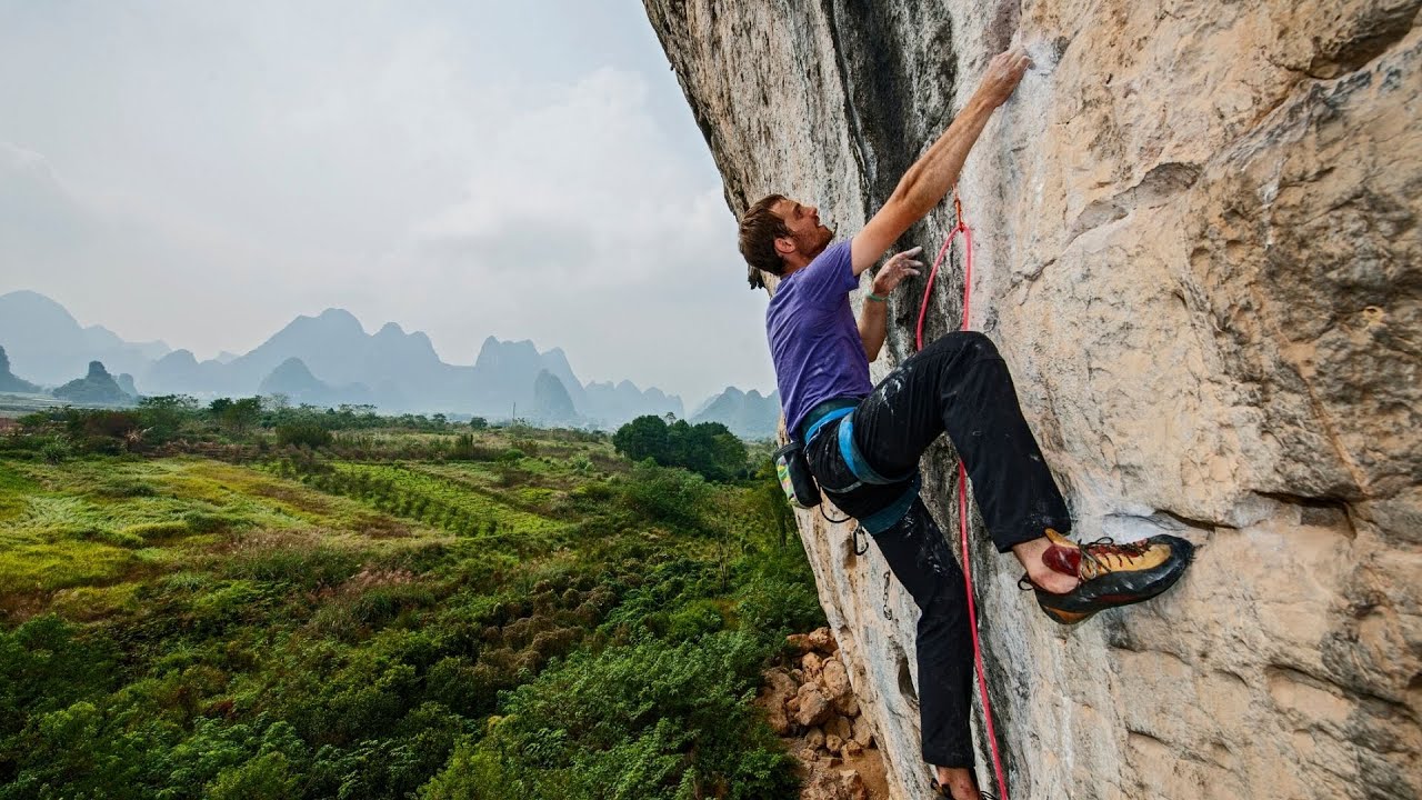 ROCK CLIMBING FOR THE FIRST TIME!! - YouTube