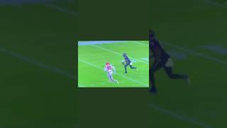 Lamar Jackson gets caught by Myles Garrett