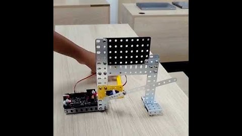 Cancela Inteligente com Microcontrolador: Controle de Acesso com Robótica! 🚧🤖🧠