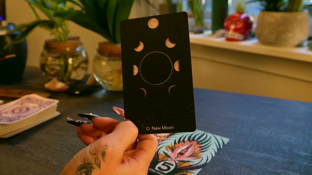 💎CAPRICORN DEEP CHANGES HAPPENING IN HOME LOVE CAREER 