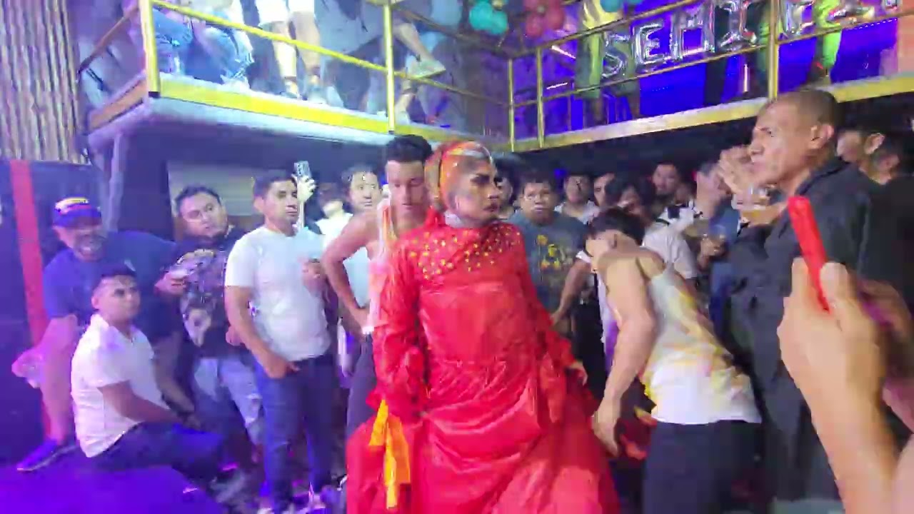 Drag Gio semifinal en Agencia