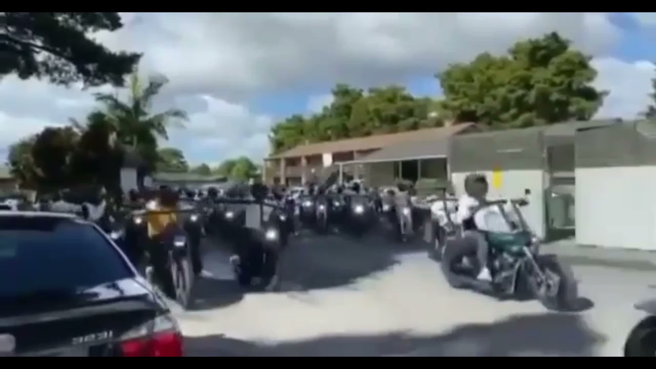 KILLER BEEZ THE BADDEST MOTORCYCLE SWARM