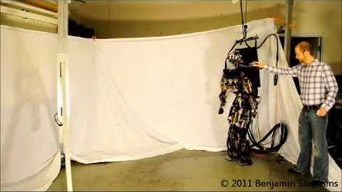 Sarcos Humanoid Robot Dynamic Walking Experiments 5/13/2011