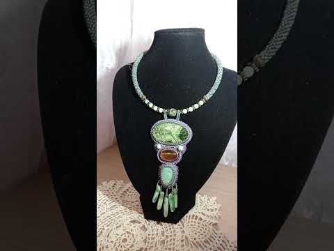 Колье 'Август'. Серафенит,амазонит,тигровый