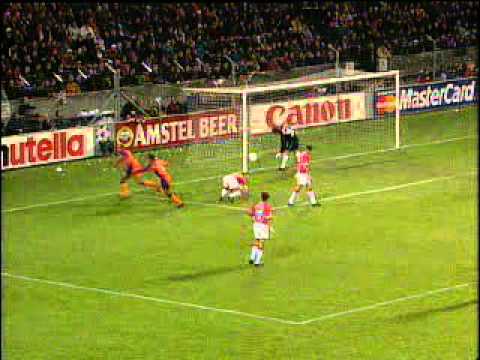 PSV 2 - Barcelona 2 (1 Fase Champions League 97/98)