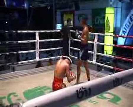 Yodsanklai Knockout in Pattaya Thailand