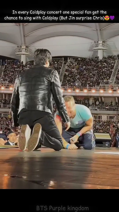 Jin🦙surprise Chris Martin in Seoul Coldplay concert 😍💜#bts#btsarmy#btsshorts#jin#coldplay