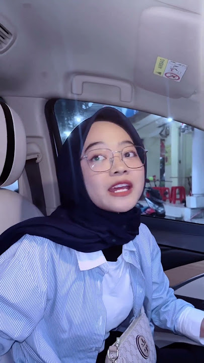 PRANK NGAKUIN PACAR SEBAGAI TEMAN DIDEPAN MANTAN, WAH BISA NGAMUK #funny