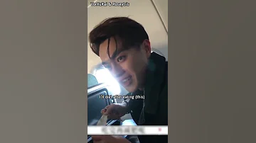 XuKai travel and fans watching his drama on plane beside him 🥰