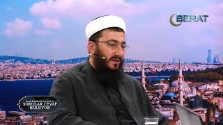 İşyerinde Namaz Kılıyorum, Vardiyalı Çalıştığım İçin Yatsı Namazını Evde Kılmamın Mahzuru Var mı ?