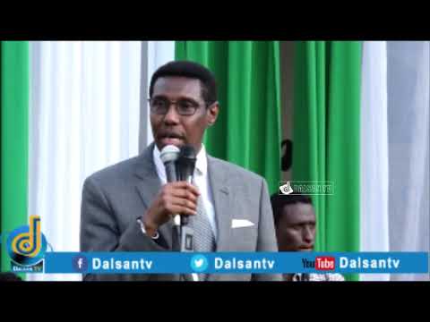 Wasiir Ducale “Ma aqbaleyno banaan baxyada Facebook laga abaabulayo “