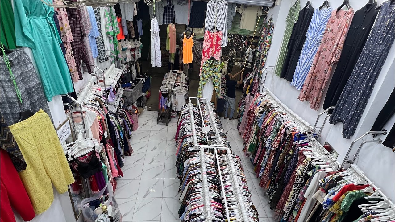 جولة في الوكالة لقيت كنز فعلاً! 🛍️✨ كنز بمعنى الكلمة! 💎