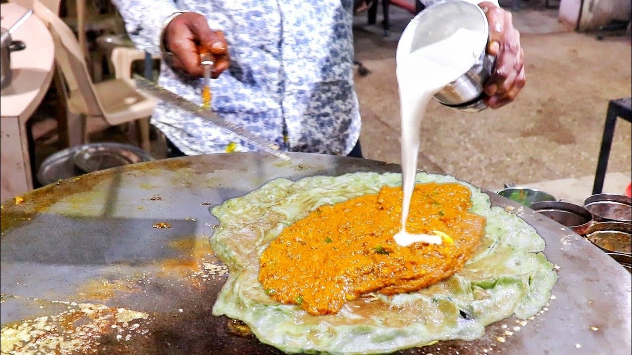 Road Side Randomly Prepared Tricolour Gravy Egg Dish | Egg Street Food | Indian Street Food | Street Food Fantasy