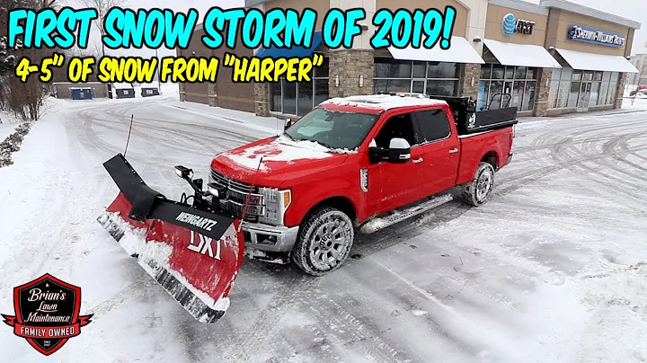 First Major Snow Storm of 2019! - Working The Rust Out & Plowing Snow!