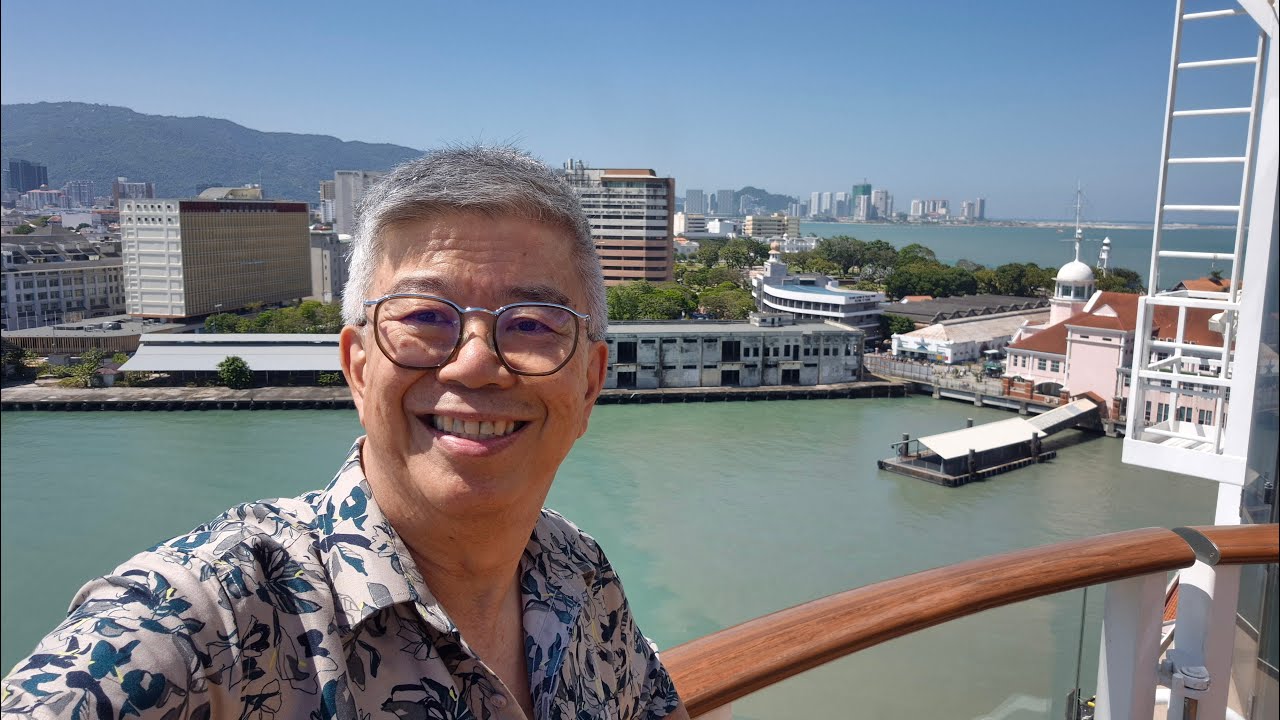 Aaron Quek - YouTube