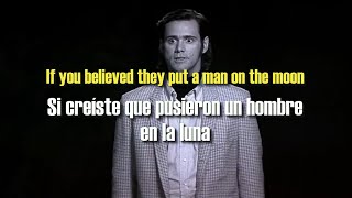 R.E.M. - Man On The Moon (Subtítulos en Ingles y Español)