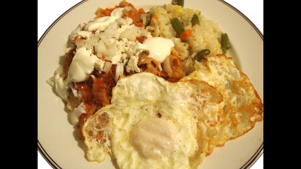 Receta De Chilaquiles Rojos Con Huevos Estrellados La Receta De La