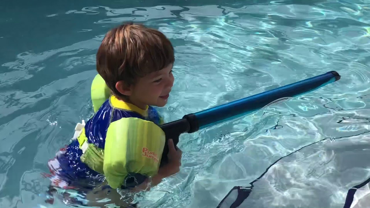 Fun with Stream Machine water gun - YouTube
