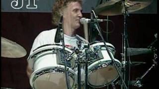 Video voorbeeld van "Grand Funk  --  We're An American Band  --  1997"