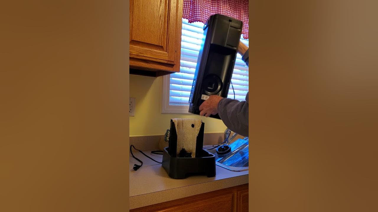 How to change the filter in the Bionaire Humidifier model BCM740B E