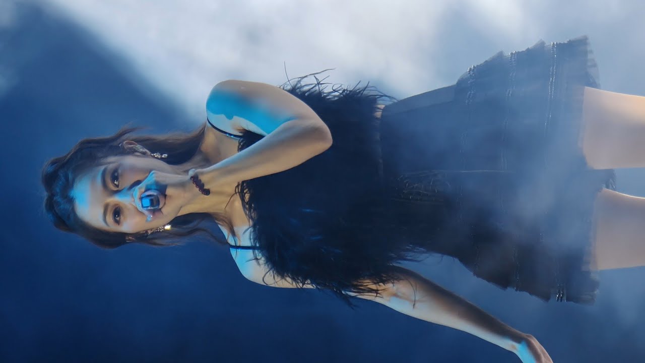 徐懷鈺 -  苗栗聖誕城 2025/12/19  (直拍)