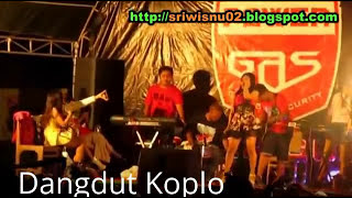 AKU MAH APA ATUH   Dangdut Koplo Hot Syur Seksi [Live Purwokerto 2015]