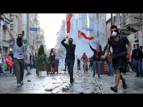 Film backdrop image for Turkey: Istanbul clashes rage as violence spreads to Ankara (2013)