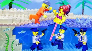 LEGO City Prison Break | Police Hidden Underwater