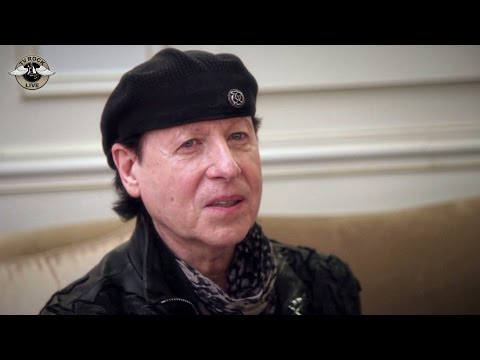 Video: Klaus Meine Nettovärde: Wiki, Gift, Familj, Bröllop, Lön, Syskon