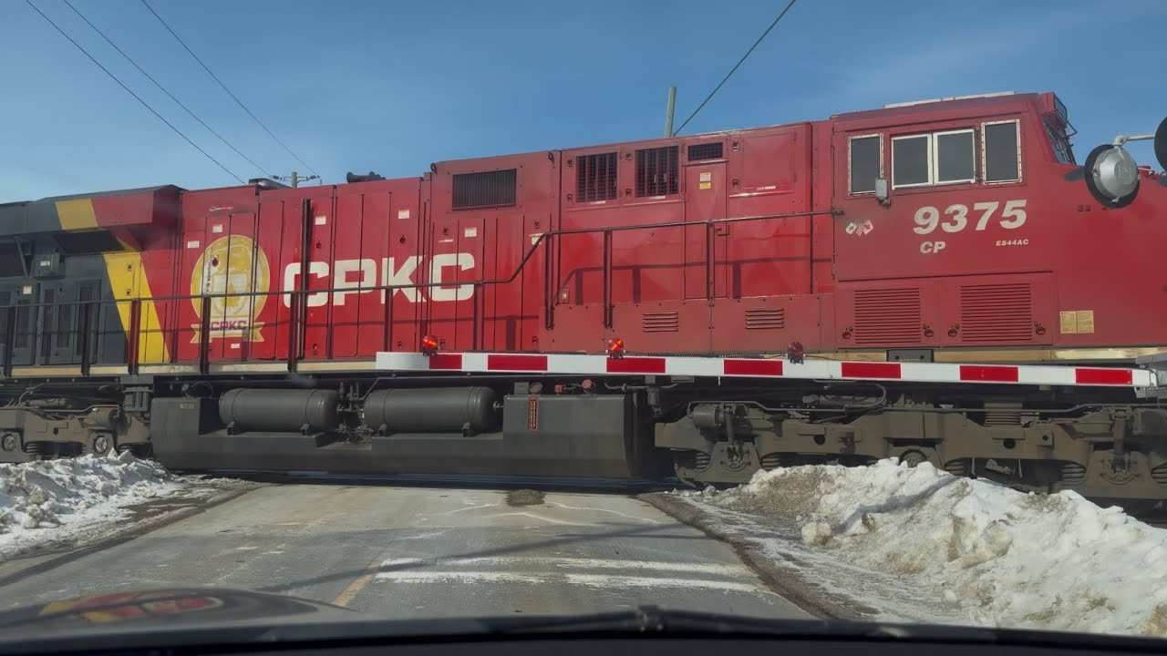 New Paint Scheme on CPKC GE ES44AC 9375 :) 