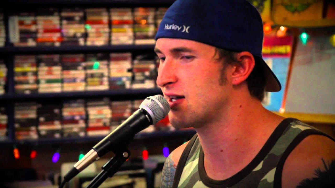 Tropic Bombs - Light The Way (Acoustic)