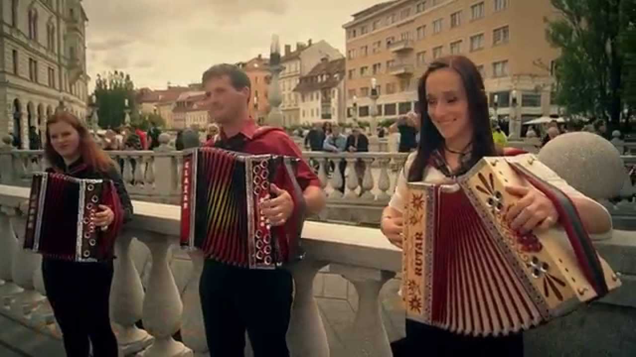 ORKESTER HARMONIKARJEV BUČAR - Polka Ljubljani [Uradni video]