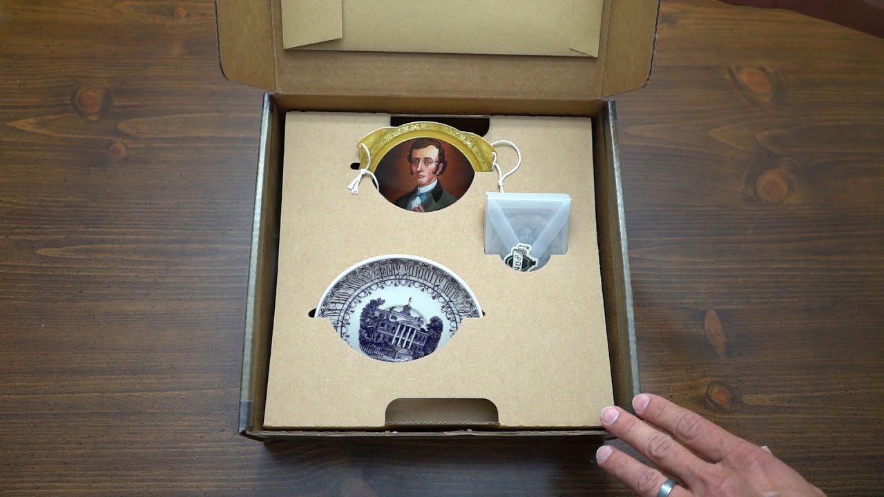 Disney's Haunted Mansion Subscription Box Unboxing The Ghost Post