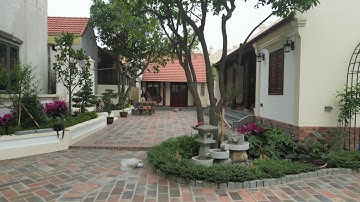 Nhà gỗ  3 gian 2 trái kết hợp sân vườn vừ ở vừa thờ cúng gia tiên