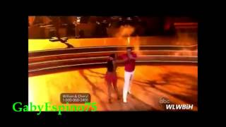 Gaby Espino Con Su Amigos.