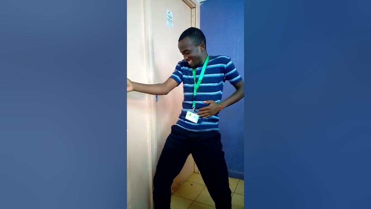Koffi Olomide - Papa Ngwasuma Dance. - YouTube