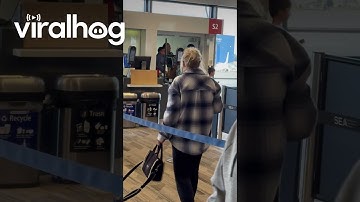 Drama at Airport Gate || ViralHog