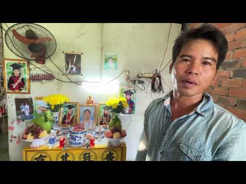 Video Bàn học của 2 con phút chốc trở thành bàn thờ với 3 di... - youtube
