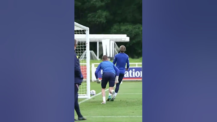 Superb Jordan Pickford DOUBLE save in England training 😮