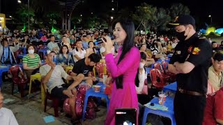 Gõ Cửa Trái Tim Ca Sĩ Quỳnh Trang Hát Quá Hay Tại Lô Tô Hương Nam Bình Dương