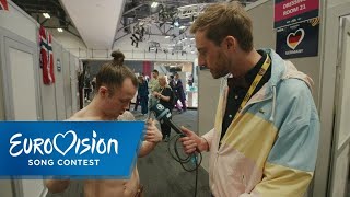 Consi auf Backstage-Tour beim ESC 2023 | Alles Eurovision | NDR