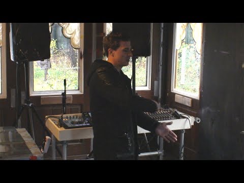 EXCLUSIEF - Rapper Johan - "Schijnheilig" - UTOPIA (NL) 2017