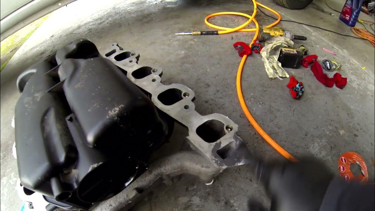 06 Ford E150 or F150 lean code PO174 intake manifold leaking - YouTube