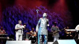 Youssou n&#39;Dour - Li Ma Weesu + Set (Live at O2 Arena in London)