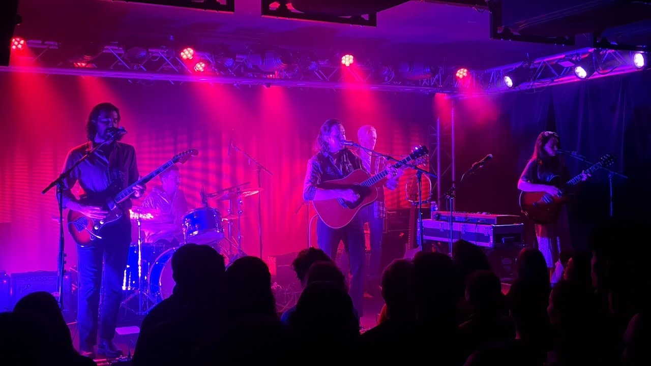 The Paper Kites Renegade, live at La Boule Noire, Paris, France, 13th