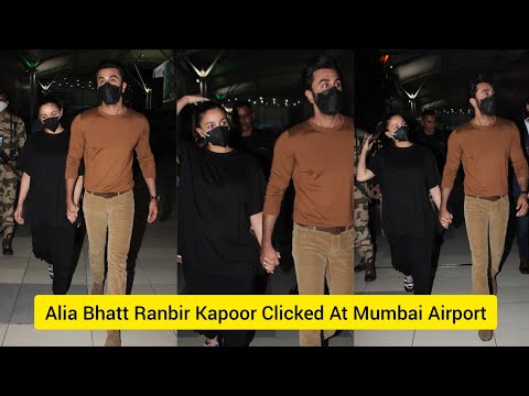 Alia Bhatt Ranbir Kapoor Taking Care By Hold Hand 🤗💖 & Mumbai Airport After Promotion of Brahmastra