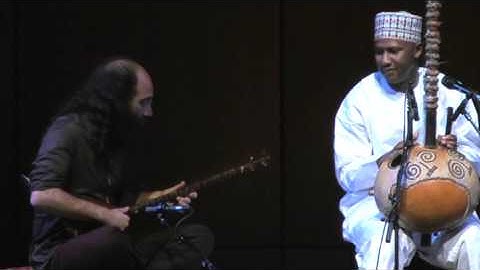 Constantinople (Kiya Tabassian, dir.) & Ablaye Cissoko - «Lountang» - 2012